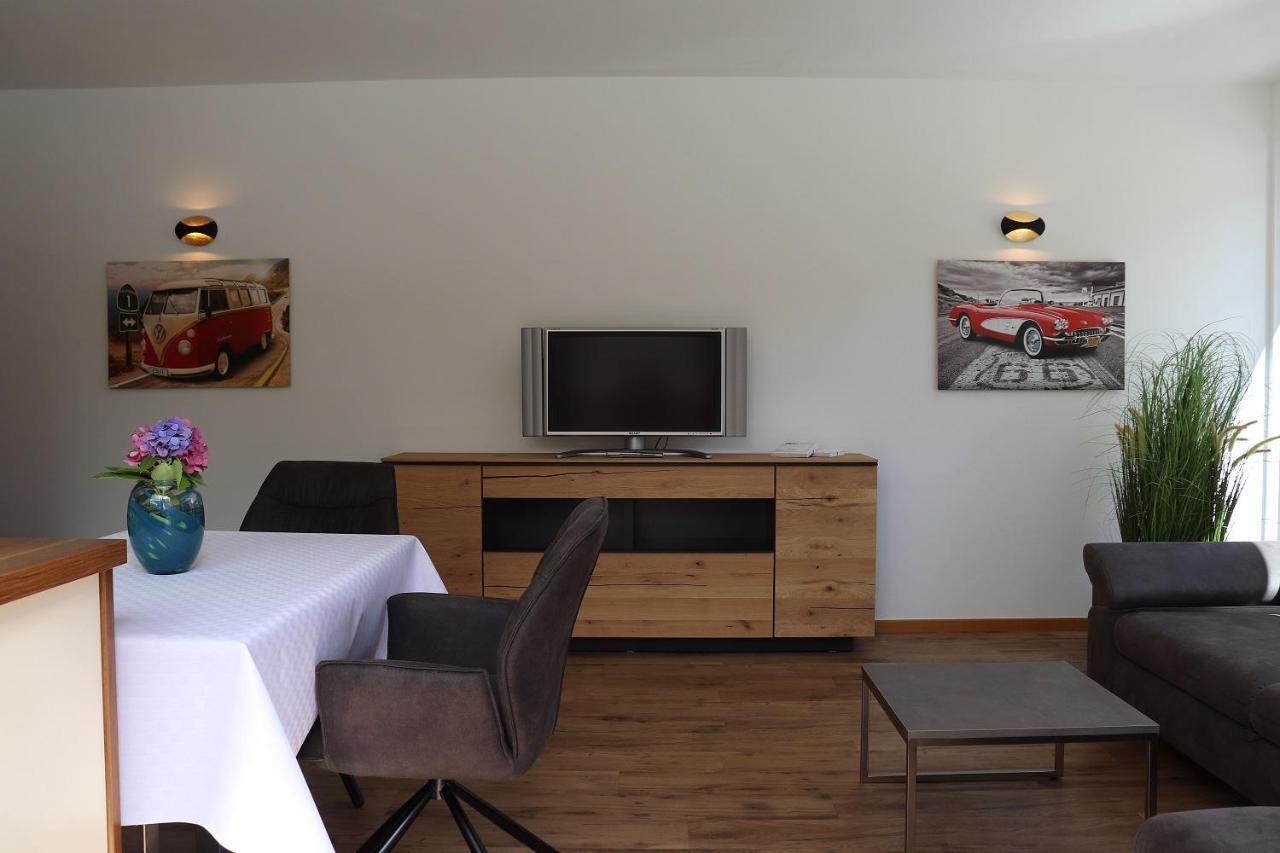 Ferienwohnung Mit Garage, Fahrradraum Und Sehr Grosser Sonnenverwoehnten Terrasse Lagundo Exterior foto