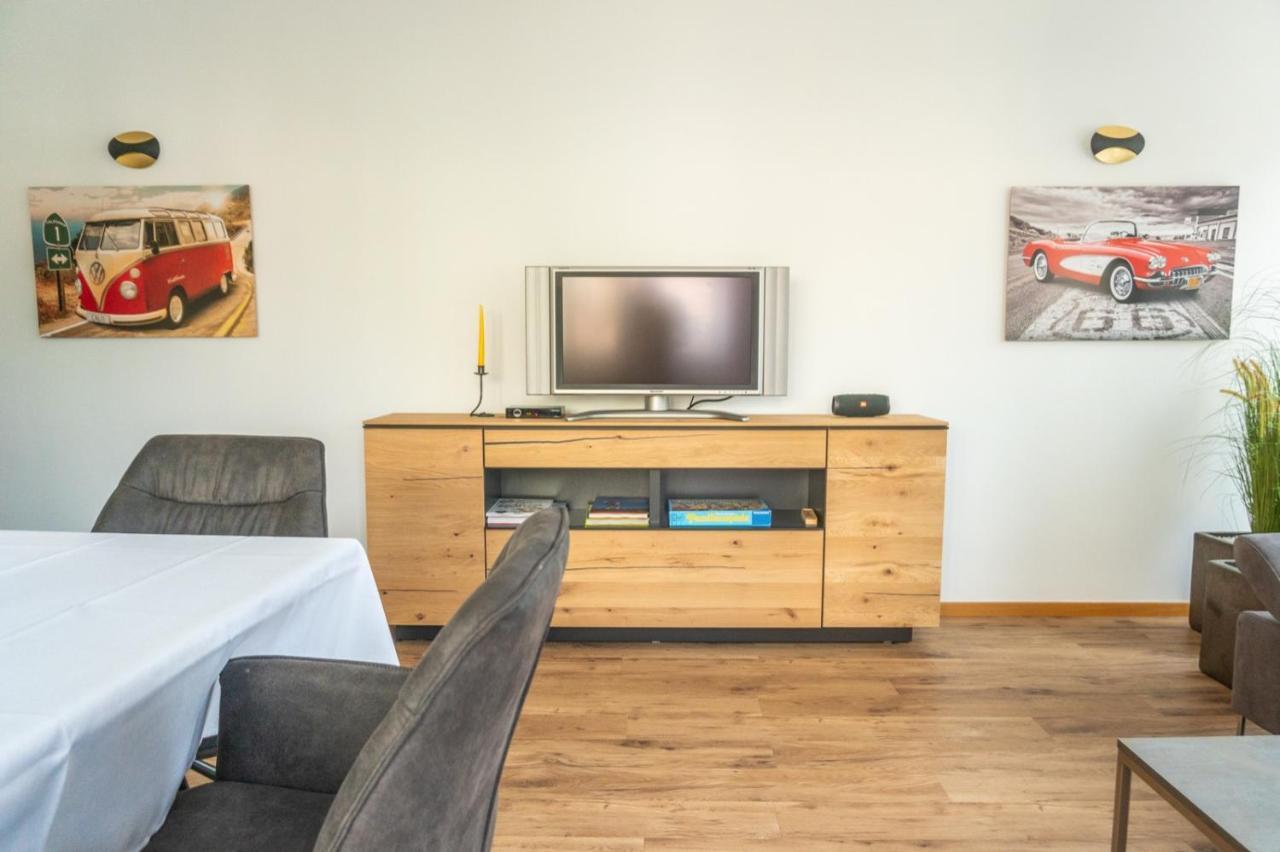 Ferienwohnung Mit Garage, Fahrradraum Und Sehr Grosser Sonnenverwoehnten Terrasse Lagundo Exterior foto